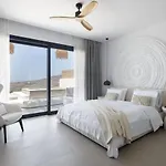 Whiteart 4*