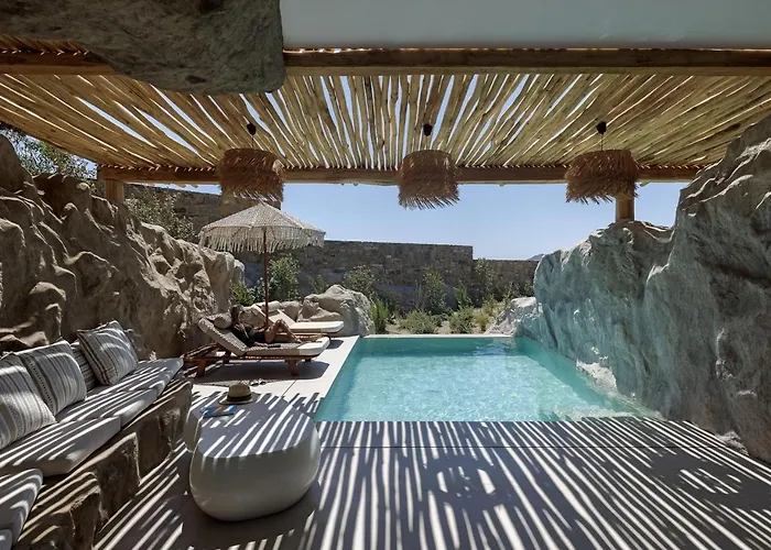 Aparthotel Whiteart 4*