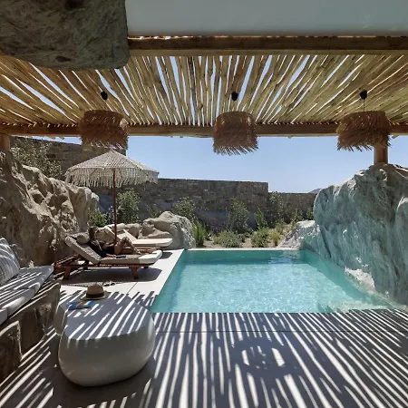 Apartahotel Whiteart 4*