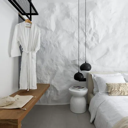 Whiteart Apartahotel