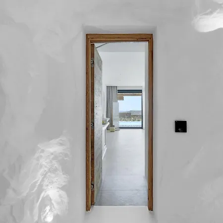 Whiteart 4* Agrari (Mykonos)