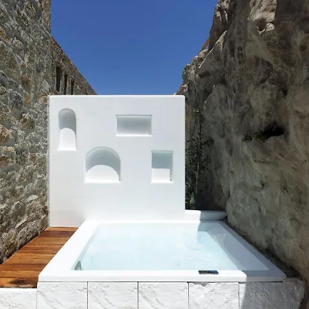 Whiteart Apartahotel