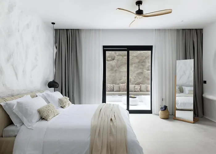 Aparthotel Whiteart 4*